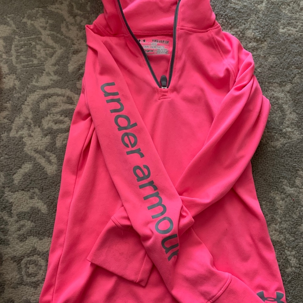 Girls XS Under Armour Quarter Zip
